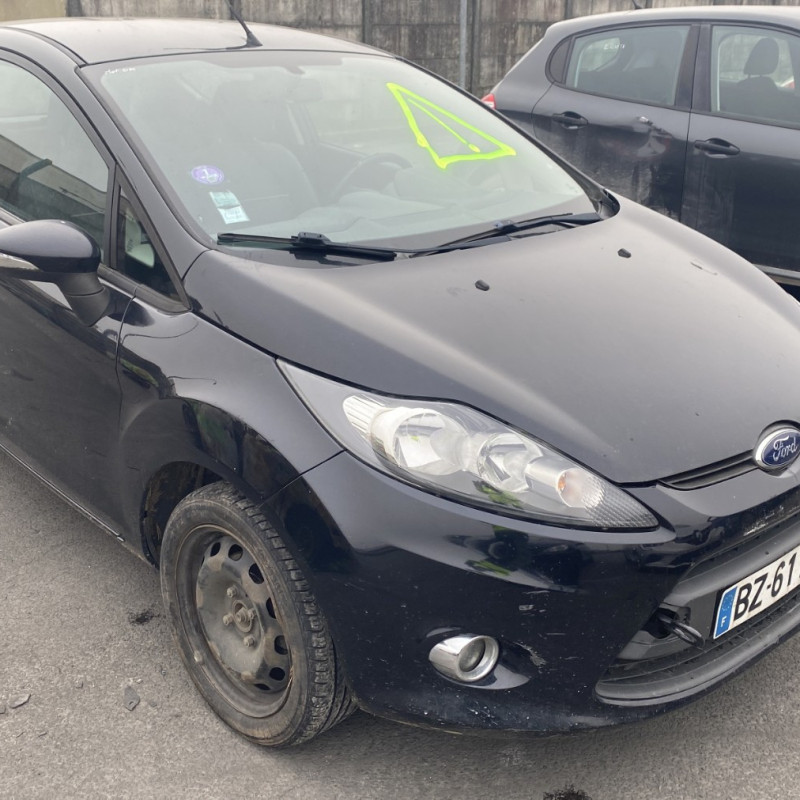 FORD FIESTA 6 PHASE 1 1.25i - 16V Photo n°13