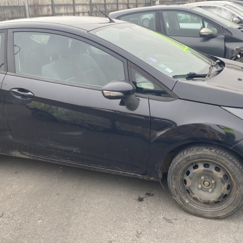 FORD FIESTA 6 PHASE 1 1.25i - 16V Photo n°18
