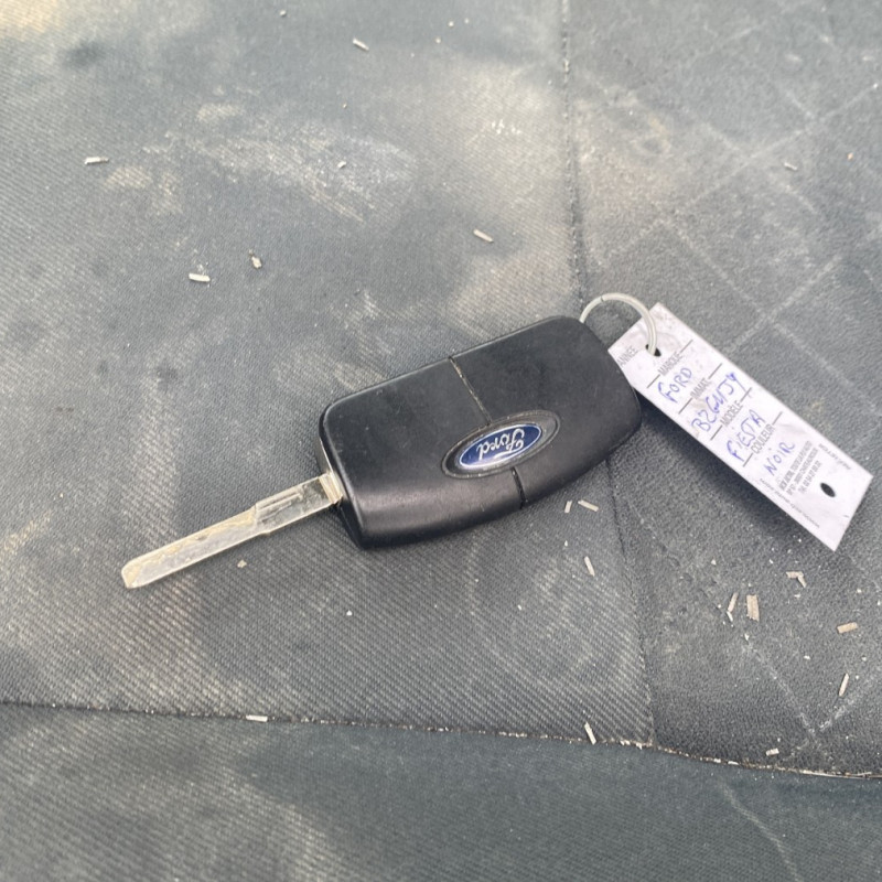 FORD FIESTA 6 PHASE 1 1.25i - 16V Photo n°31