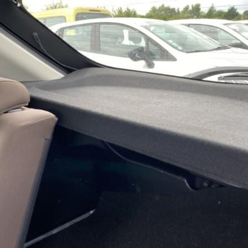 MAZDA 2 3 PHASE 2 1.5i - 16V Photo n°15