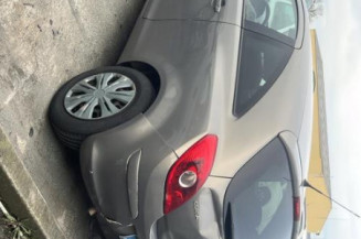 Boite de vitesses OPEL CORSA D