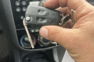 Boite de vitesses OPEL CORSA D