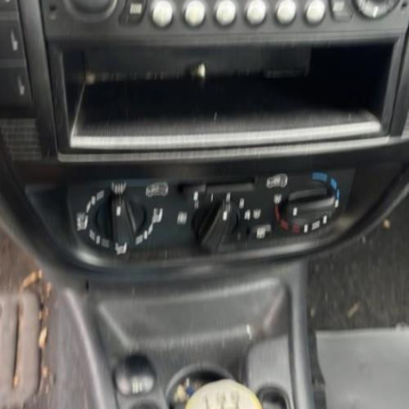 Retroviseur droit CITROEN C3 1 Photo n°12