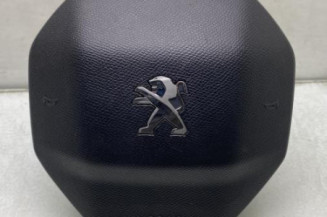Air bag conducteur PEUGEOT 3008 2 Photo n°1