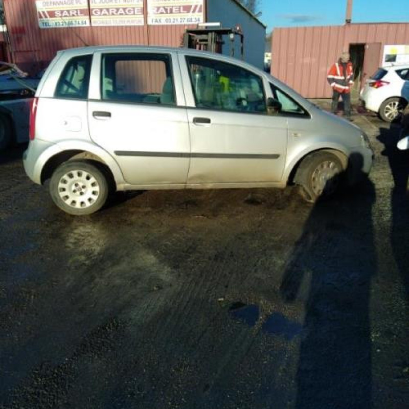 Retroviseur gauche FIAT IDEA Photo n°7