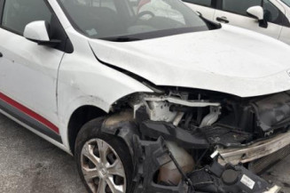 Boitier UCH RENAULT MEGANE 3