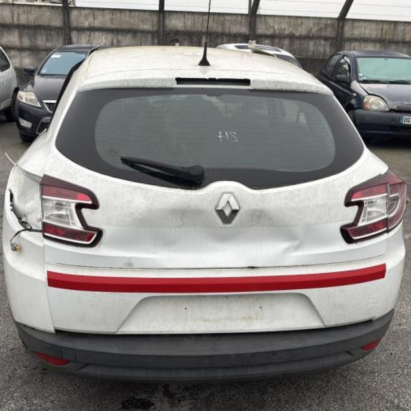 Boitier UCH RENAULT MEGANE 3 Photo n°7