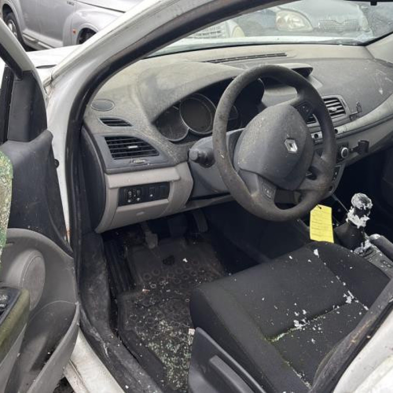 Boitier UCH RENAULT MEGANE 3 Photo n°12