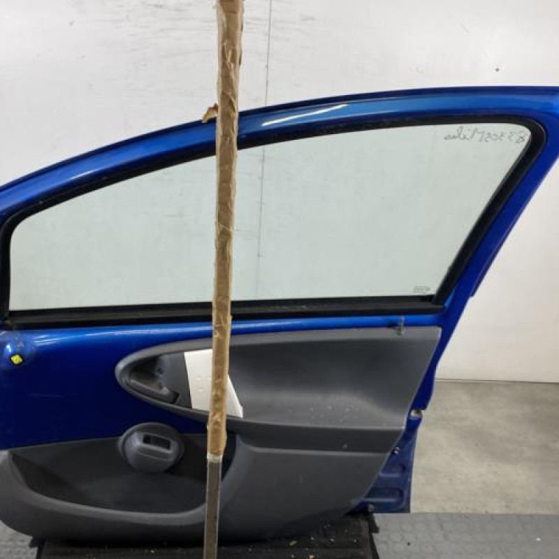 Porte avant droit PEUGEOT 107 Photo n°8