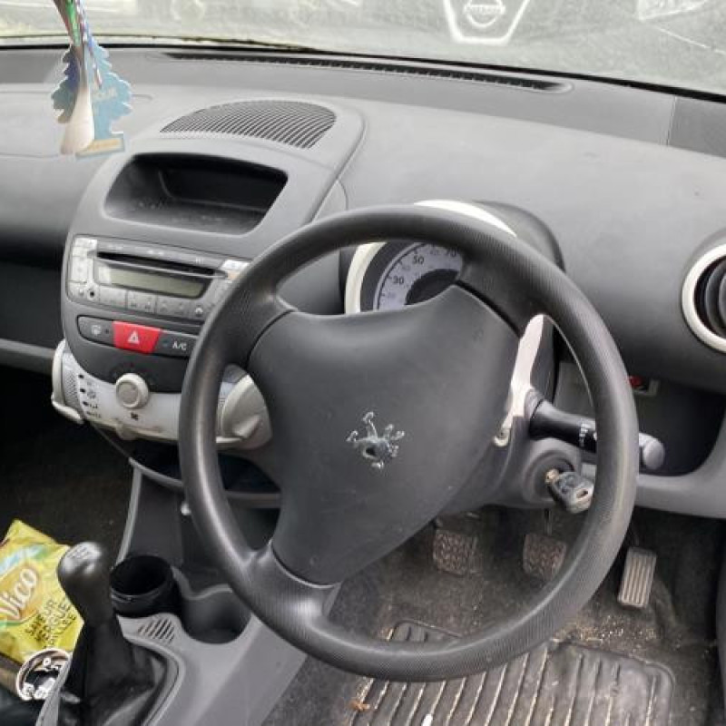 Porte avant droit PEUGEOT 107 Photo n°19