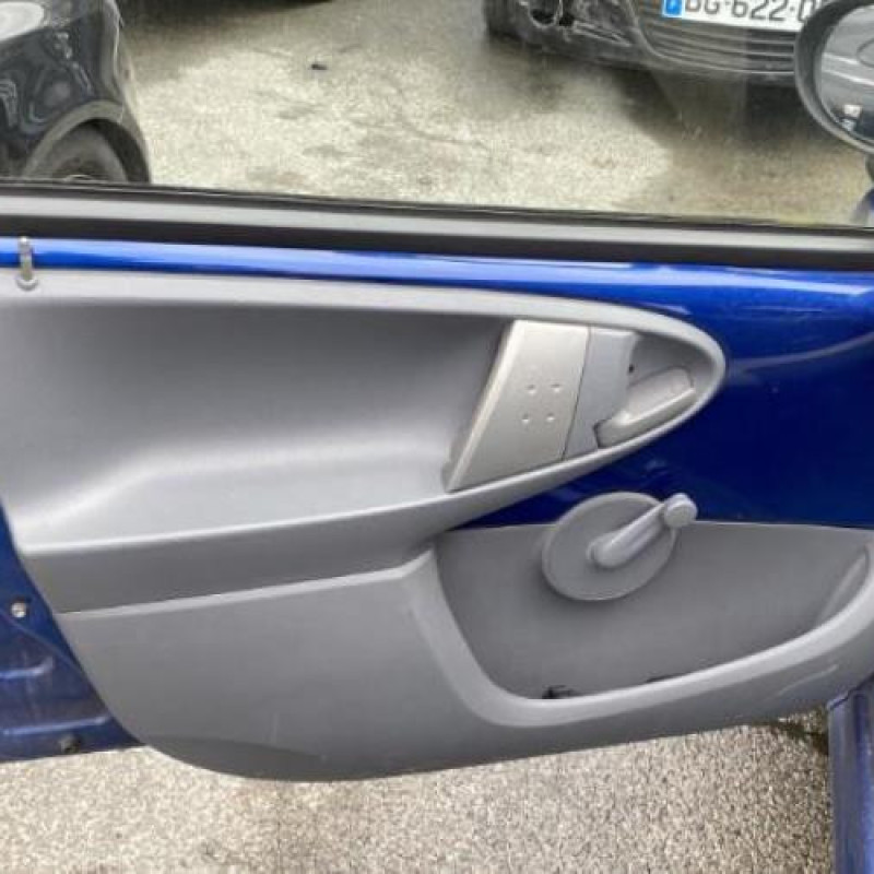 Porte avant gauche PEUGEOT 107 Photo n°16