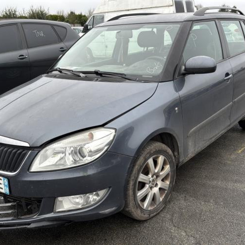 Retroviseur droit SKODA FABIA 2 Photo n°6