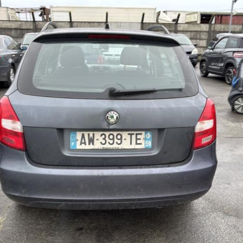 Retroviseur droit SKODA FABIA 2 Photo n°10