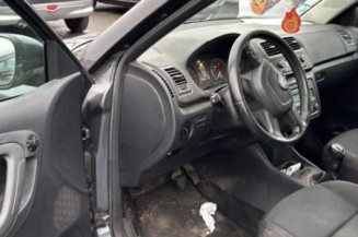 Retroviseur droit SKODA FABIA 2