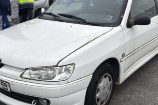 Compteur PEUGEOT 306