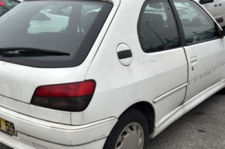 Compteur PEUGEOT 306