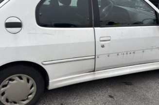 Compteur PEUGEOT 306
