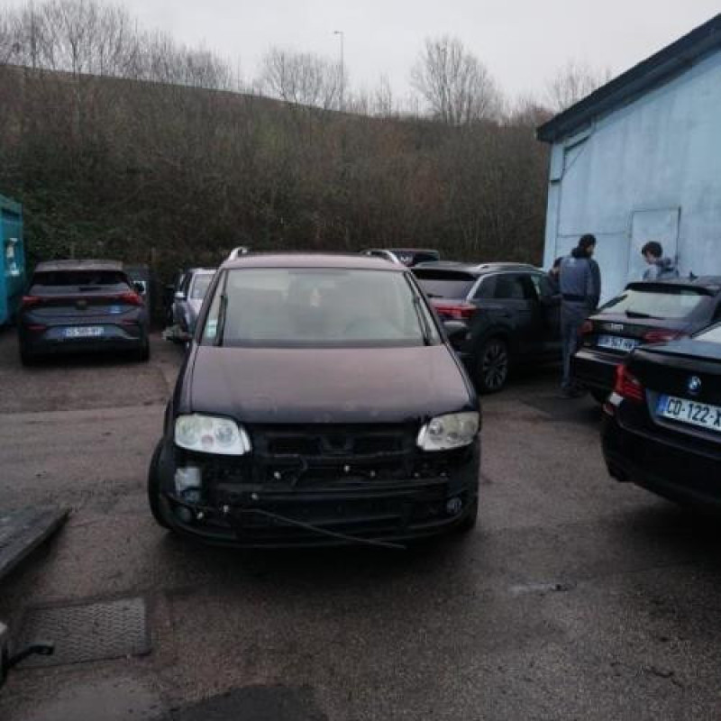 Cache moteur  VOLKSWAGEN TOURAN 1 Photo n°5