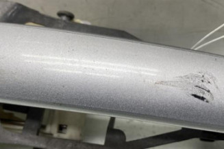 Poignee porte avant droit VOLKSWAGEN GOLF 5