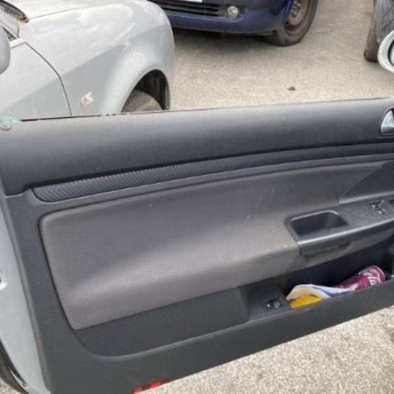 Poignee porte avant droit VOLKSWAGEN GOLF 5 Photo n°15