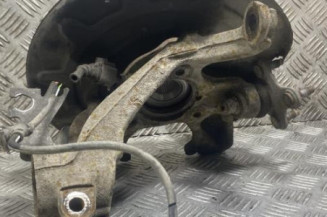 Pivot de moyeu avant droit SKODA OCTAVIA 3