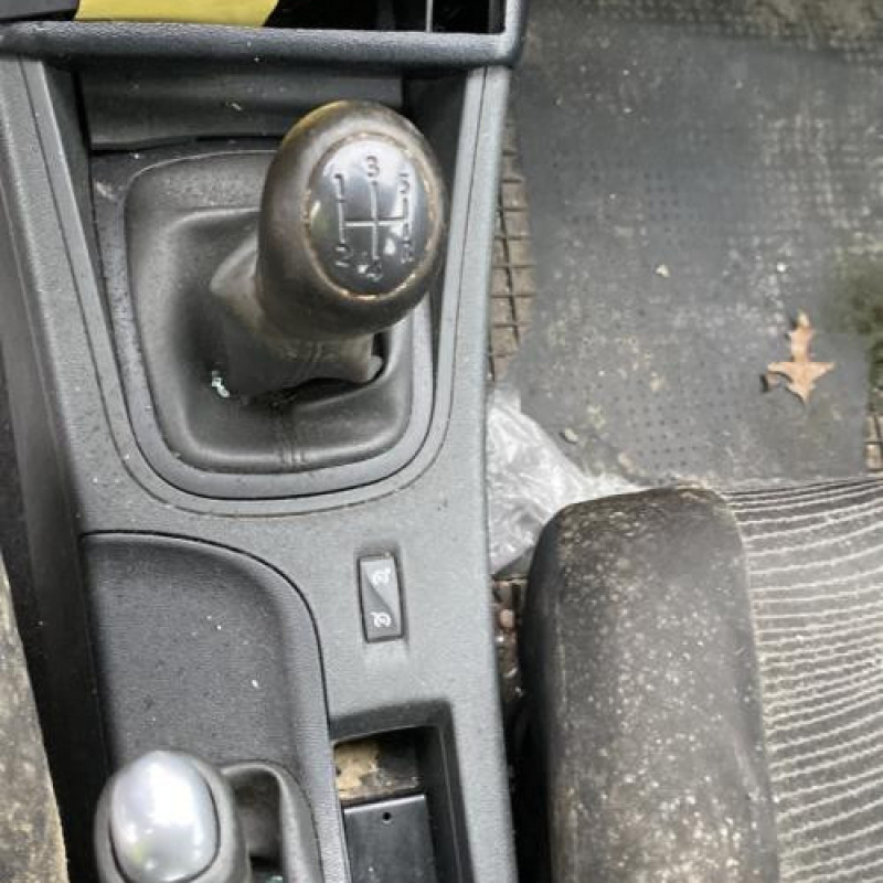 Interrupteur de leve vitre avant gauche RENAULT MEGANE 3 Photo n°20