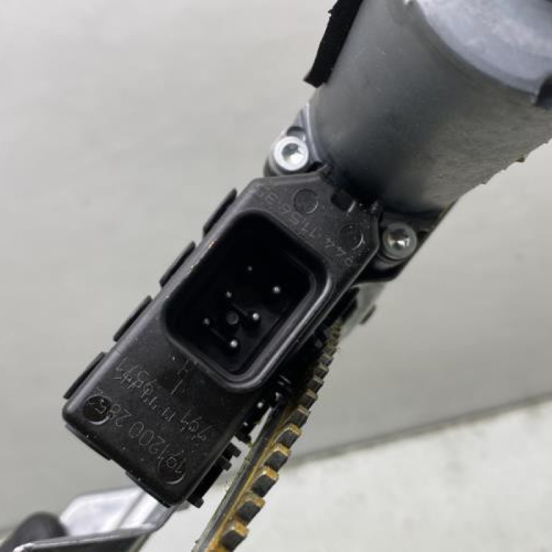 Leve vitre electrique avant gauche OPEL ASTRA H Photo n°2