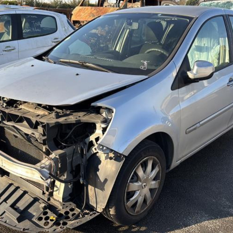 Moteur RENAULT CLIO 3 Photo n°5