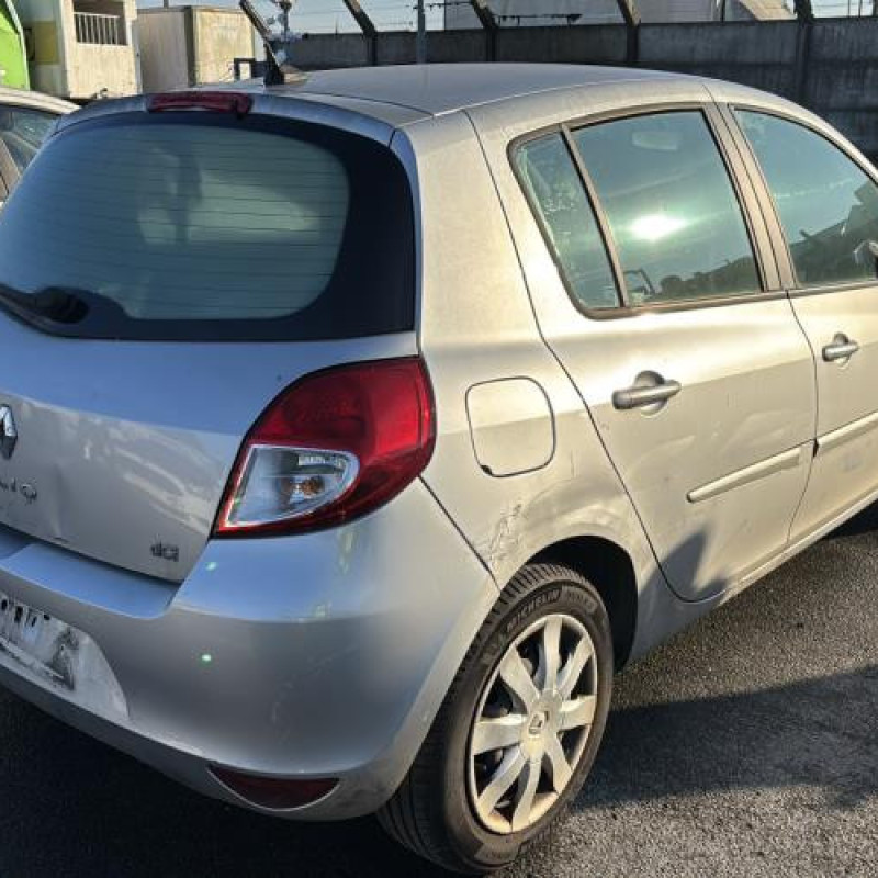 Moteur RENAULT CLIO 3 Photo n°7
