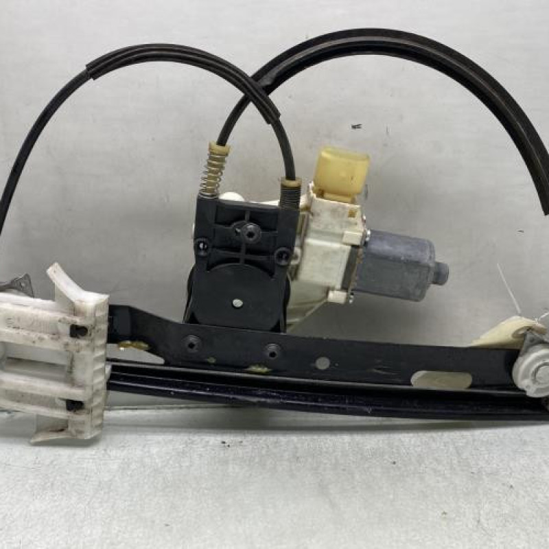 Leve vitre electrique arriere droit FORD MONDEO 3 Photo n°1