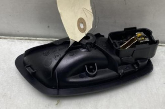 Poignee interieur avant gauche RENAULT CAPTUR 1