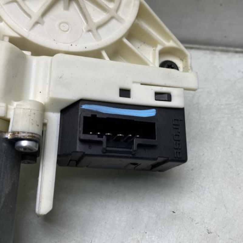 Leve vitre electrique arriere droit RENAULT LAGUNA 3 Photo n°5