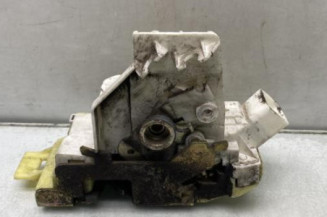 Serrure avant gauche FORD FOCUS 1
