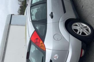 Serrure avant gauche FORD FOCUS 1
