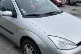 Serrure avant gauche FORD FOCUS 1