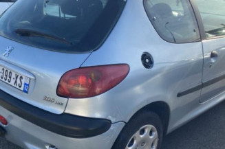 Serrure avant gauche PEUGEOT 206