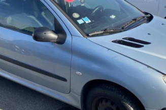 Serrure avant gauche PEUGEOT 206
