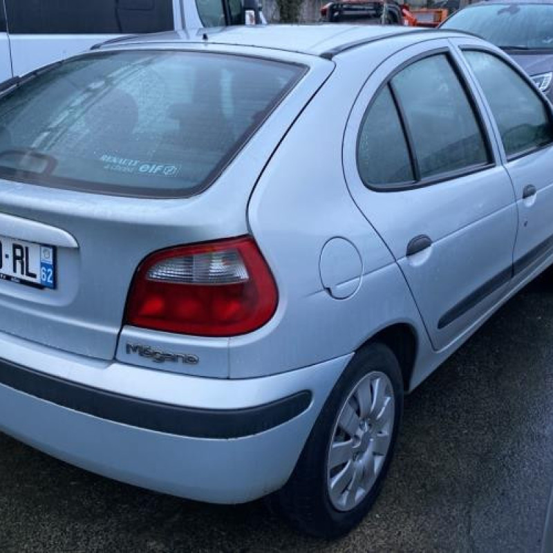 Moteur RENAULT MEGANE 1 Photo n°3