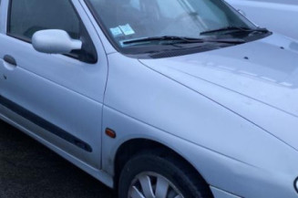 Moteur RENAULT MEGANE 1