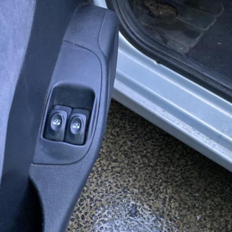 Moteur RENAULT MEGANE 1 Photo n°10