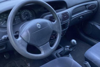 Moteur RENAULT MEGANE 1