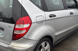 Serrure avant gauche MERCEDES CLASSE A 169