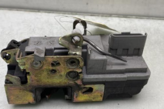 Serrure avant droit PEUGEOT 306
