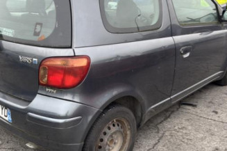 Retroviseur droit TOYOTA YARIS 1