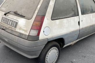 Feu arriere principal gauche (feux) RENAULT SUPER 5