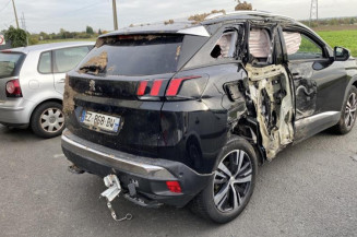 Feu arriere secondaire droit (feux) PEUGEOT 3008 2