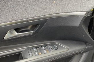 Feu arriere secondaire gauche (feux) PEUGEOT 3008 2