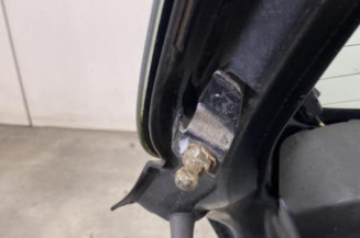 Malle/Hayon arriere TOYOTA YARIS 2