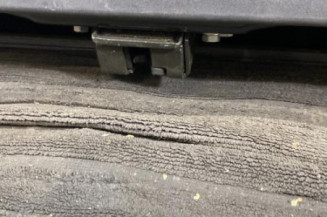 Malle/Hayon arriere TOYOTA YARIS 2
