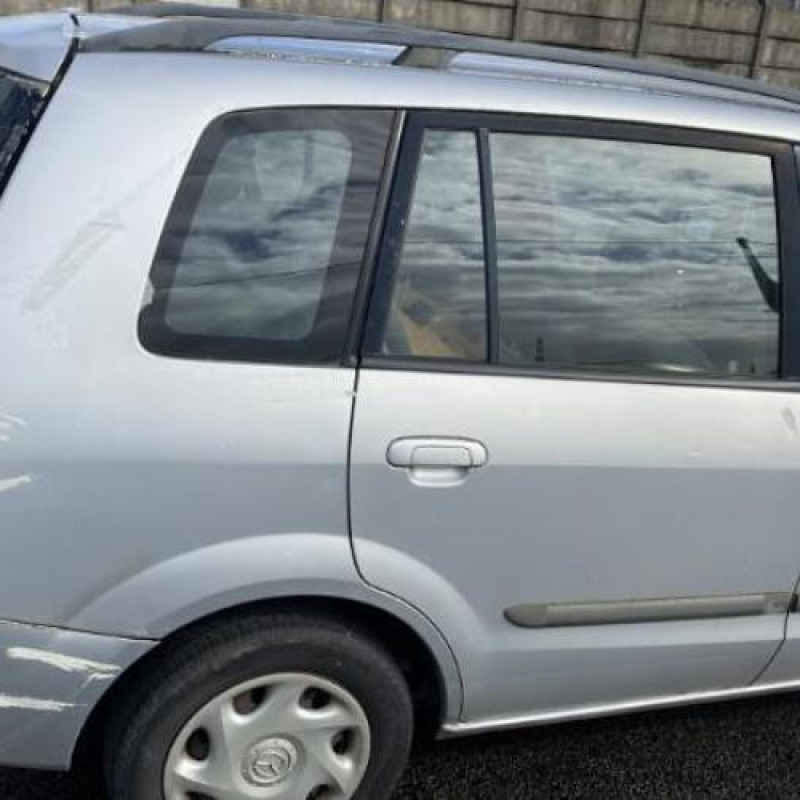 Capot MAZDA PREMACY Photo n°16